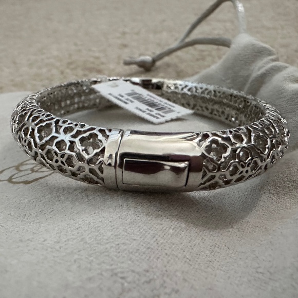 Kendra Scott Abbie Bangle Bracelet in Vintage Silver, Size M/L - Picture 14 of 16